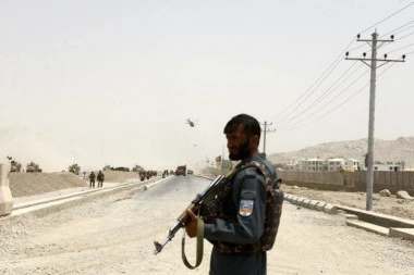 Napad u Avganistanu! Ubijen zvaničnik i dvojica telohranitelja