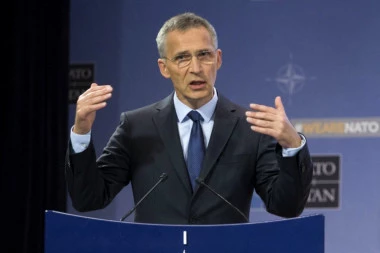 Stoltenberg: Ne smeta nam što se Srbija oprema oružjem iz Rusije i Kine