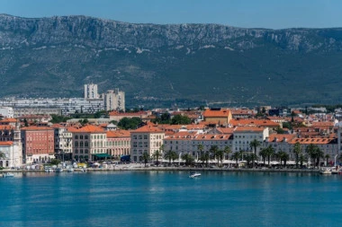 HRVATI U PROBLEMU: Dolazak turista u Split smanjen za više od 50 odsto!