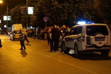 Incident u Novom Pazaru: Odbio da pokaže ličnu kartu pa ŠČEPAO policajca za vrat