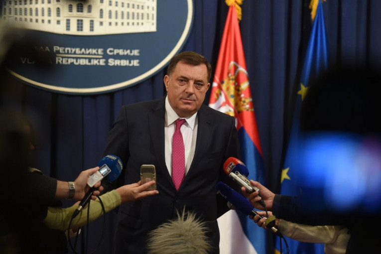 DODIK: Vučić prvi državnik koji promoviše mir na Balkanu