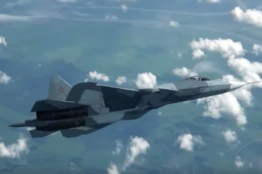 (VIDEO) DA SE ZNA KO JE GAZDA NA NEBU: Pogledajte kako su ruski lovci oterali američke bombardere sa svojih granica