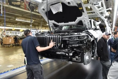 Zbog koronavirusa BMW će otpustiti 5.000 radnika