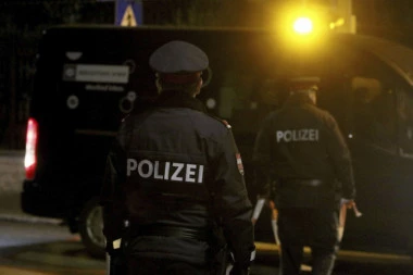 Srbin autom divljao ulicama Beča: Kada je policija uhapsila izgrednika, usledio je neverovatan ŠOK