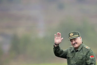 NEPRIKOSNOVEN! Lukašenko osvojio 80,23 odsto, Tikanuskaja 9,9 odsto glasova