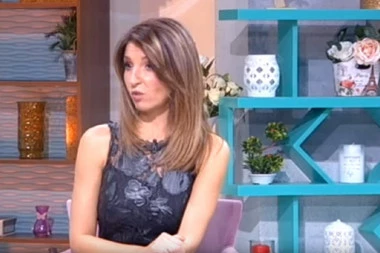 (VIDEO) "Je l' vi čujete šta mi je rekla": Pevačica u emisiji uvredila Sanju Marinković, voditeljki vilica pala do poda!