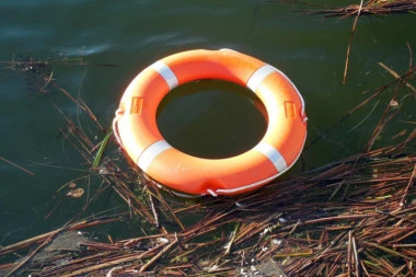 Okončana potraga u Zrenjaninu: Iz vode izvučeno beživotno telo Amerikanca, njegova smrt krajnje sumnjiva!