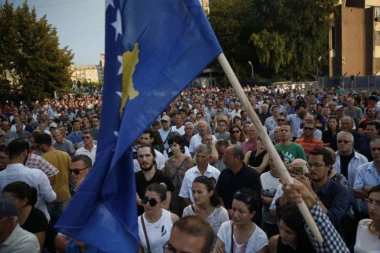 SVAKA ČAST! Članica EU ne namerava da PRIZNA KOSOVO!