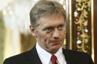 Peskov: Rusija za razmatranje povratka ruskih oficira u Zajednički centar za kontrolu u Donbasu