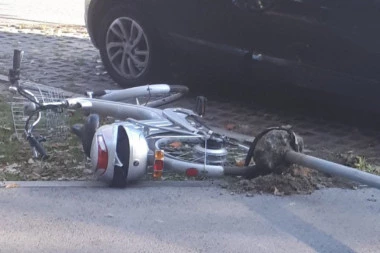 AUDIJEM USMRTIO DEČAKA PA POBEGAO SA MESTA ZLOČINA: Bicikl prepolovljen na pola pronađen pored puta