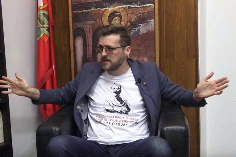 (VIDEO) Skandalozan poziv Saveza za Srbiju na ubijanje: Vučića i Brnabićevu obesiti na Terazijama!
