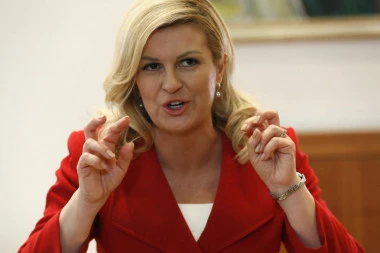 KOLINDA PRAVI DAR-MAR! Bivša hrvatska predsednica prelazi u glumice?!