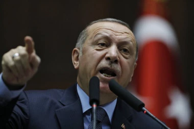 Erdogan ljut: Ako se ovo još jednom ponovi, sledi napad na Siriju