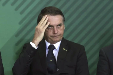 Predsednik Brazila na udaru! Optužen da krije podatke o umrlima