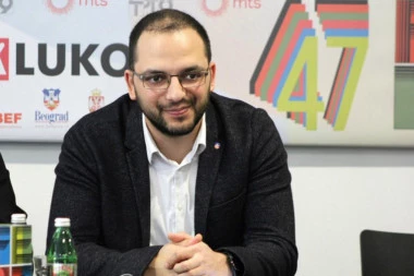 Handanović: Jel’ bese Tadić 2013. godine dobio posao u Telenoru kao "virtuelni savetnik"?