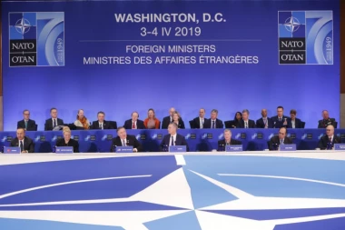 NATO napada Rusiju! Licemerne optužbe na račun Moskve