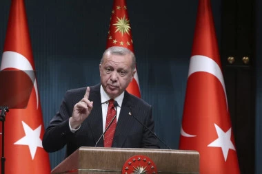 NAUČIĆEMO TOG PUČISTU PAMETI: Erdogan žestoko zapretio generalu Haftaru