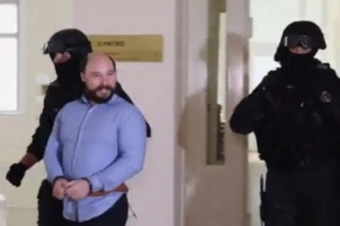 "NASMEJANI UBICA" OSTAJE U MAĐARSKOJ: Čabi Deru produžen pritvor za tri meseca