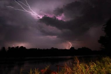 Užasavajuća prognoza meteorologa: Superćelijska oluja prošla je kroz Srbiju i doneće nam TORNADO?
