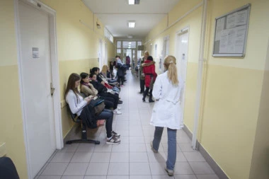 Prepolovljen broj obolelih od gripa u Beogradu