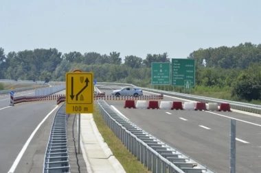 VOZAČI, VAŽNO JE DA ZNATE: Radovi na auto-putu Beograd-Niš, smanjite brzinu i držite odstojanje! Evo koje deonice su u pitanju