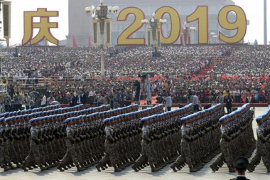 AMERIKANCI SE UPLAŠILI, ZNAJU ODAKLE PRETI NAJVEĆA OPASNOST: Kina pravi super vojnike