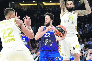 BOMBA: Vasa Micić ide u NBA!