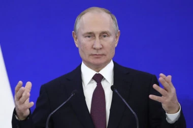 (FOTO) NIKO NE MOŽE DA GA ZAUSTAVI: Putin predložen za Nobelovu nagradu za mir