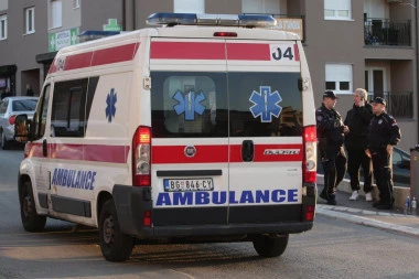 Saobraćajna nesreća na Novom Beogradu: Pešak prevezen u Urgentni centar