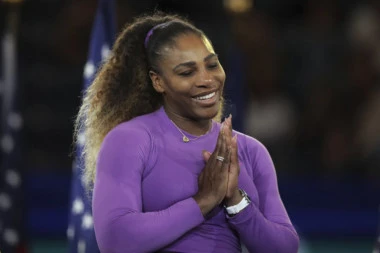 Serena za istoriju! Osvojila Ouklend i sada ima titule u četiri decenije!