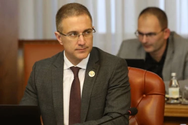 Stefanović: Đilas i kompanija su se uzalud radovali, potpisanog sporazuma o nezavisnosti Kosova neće biti!