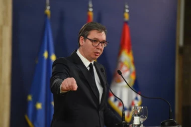 Vučić Vokeru: Nema ništa od ta tvoja ćorava posla