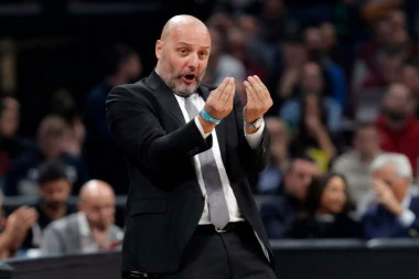 Đorđević nastavio da se BRUKA! Real poražen od Bajerna, Monako razbio Albu!