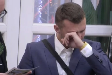 (VIDEO) Tuga u "Zadruzi": Stefan Karić gutao knedle i grcao u suzama kada je čuo OVO!