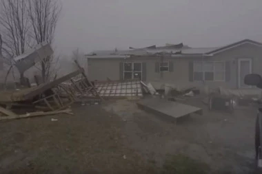 (VIDEO) BES PRIRODE: Najmanje devet mrtvih u snažnoj oluji u Oklahomi