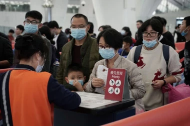 Japan zatarabio granice za strance: Mera predistrožnosti zbog novog soja koronavirusa