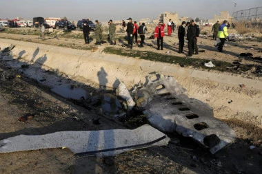 Stravična nesreća u Avganistanu: Srušio se putnički avion sa 80 ljudi!