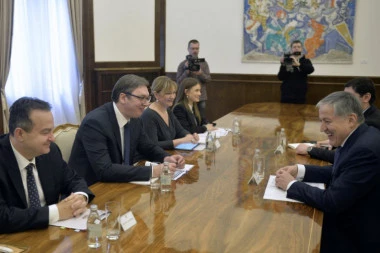 Vučić sa ministrom spoljnih poslova Tadžikistana: Čuvaćemo veze sa prijateljskim zemljama!