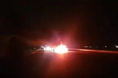 (VIDEO) Horor kod Dobanovaca! Dete bilo u zapaljenom automobilu