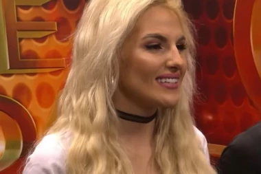 SARA RELJIĆ MISS MULTIVERSE: Pevačica ide u Punta Kanu i predstavljaće Srbiju na takmičenju za Miss Sveta! (FOTO/VIDEO)