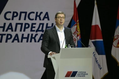 SUTRA SEDNICA PREDSEDNIŠTVA SNS: Evo o čemu će Vučić razgovarati sa vrhom stranke