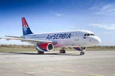 Avioni Er Srbije odleteli po Srbe: Njihov povratak iz Bukurešta i Istanbula se očekuje večeras