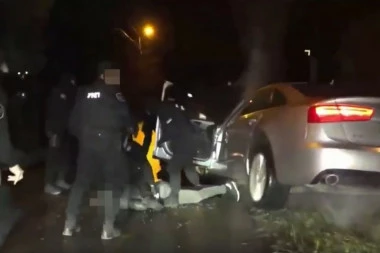 (VIDEO) Filmska potera zbog bombe u Novom Sadu: Ciljali Snajpera, "naciljala" ih policija