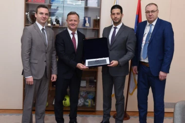 Ministar Udovičić se sastao sa predsednikom Međunarodne federacije za školski sport!
