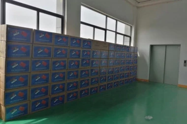 (FOTO, VIDEO) Kina šalje brdo kutija sa maskama, pogledajte koja je količina u pitanju