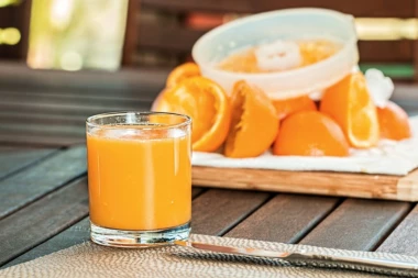Trik kako uz samo četiri pomorandže da dobijete što više soka