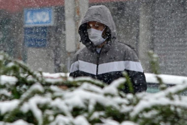 Hladno vreme neće sprečiti širenje pandemije: Virusi duže opstaju kad je hladno!