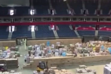 (VIDEO) Arena puna paketa za penzionere, do sada podeljeno 50.000