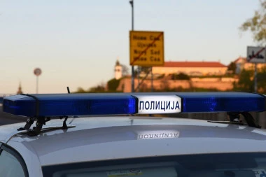 Tragedija kod Kruševca: Mladić (24) poginuo na licu mesta kada je motorom udario u ogradu