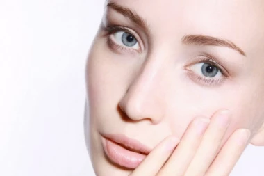 Za glatko lice nisu potrebne skupe kreme: Ove namirnice zaustavljaju starenje kože